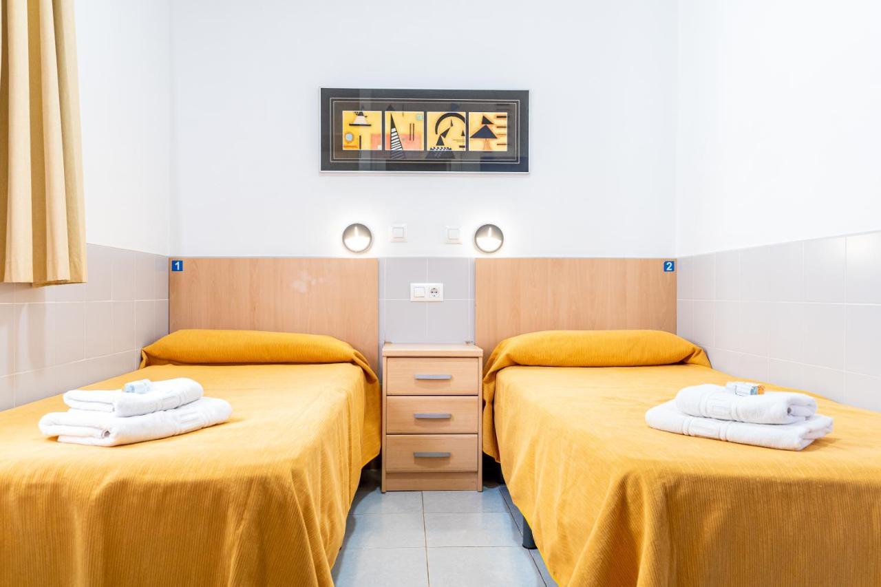 Albergue Inturjoven Málaga Dış mekan fotoğraf